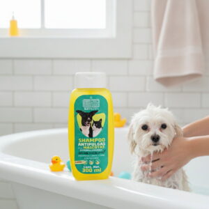 Shampoo Antipulgas para Perros y Gatos con Eucalipto 300 ml | BEMAYA
